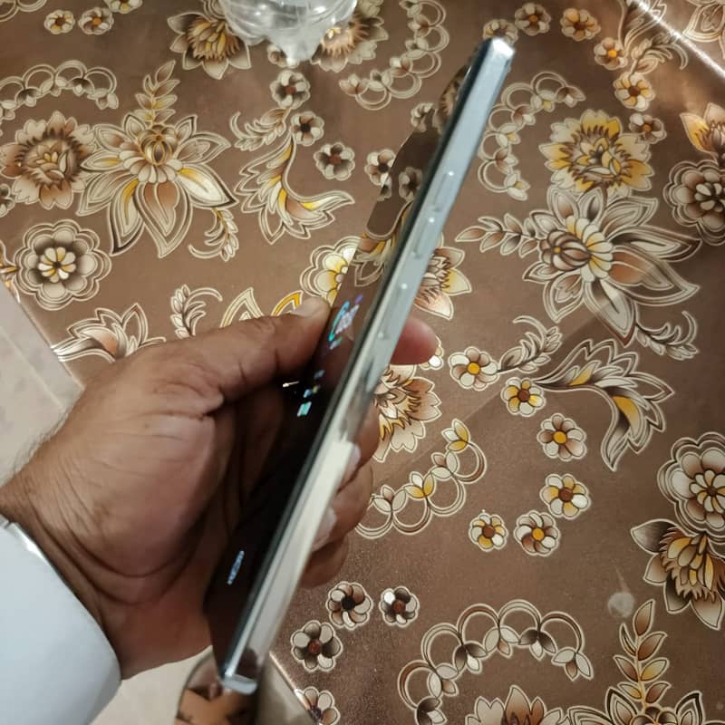 Tecno Camon 30 10/10 2