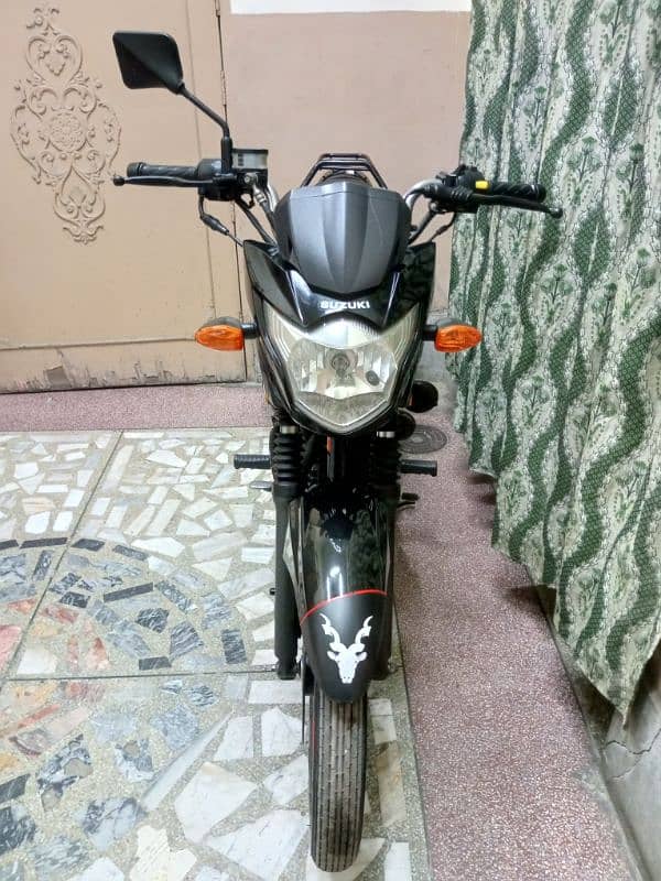 Suzuki GR 150 Model 2019 in good condition (0/3/0/0/8/1/9/1/5/9/2) 2