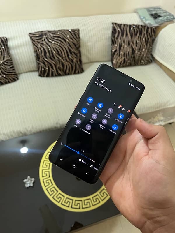 Samsung s9+ 6/64 official pta approved urgent sell 2