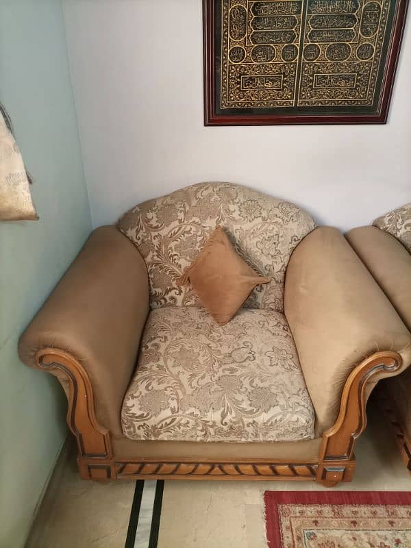 Sofa Set 7 seater with Cushions 3