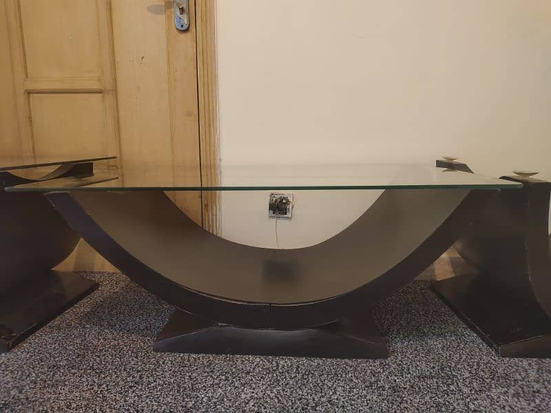 One centre Table and two side tables 4