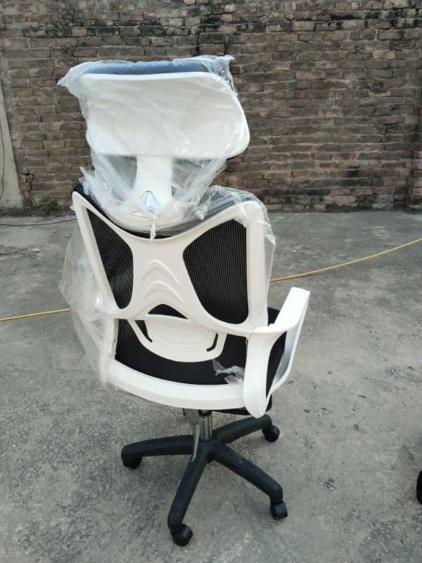 office revolving height adjustable chairs. We offers all chairs 6