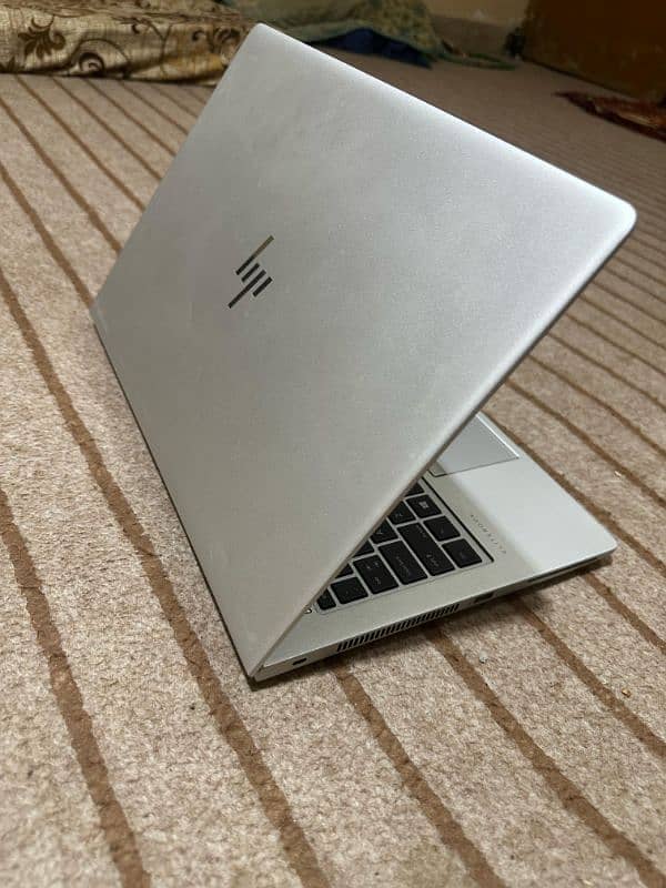 Corei5 8th generation hp 1