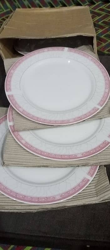 Chinese Crocry Set 84 Pieces 3