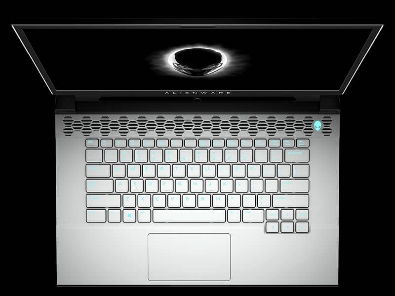 Alienware m15r2 8