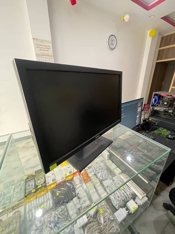 Dell 20 inches led with display port 0