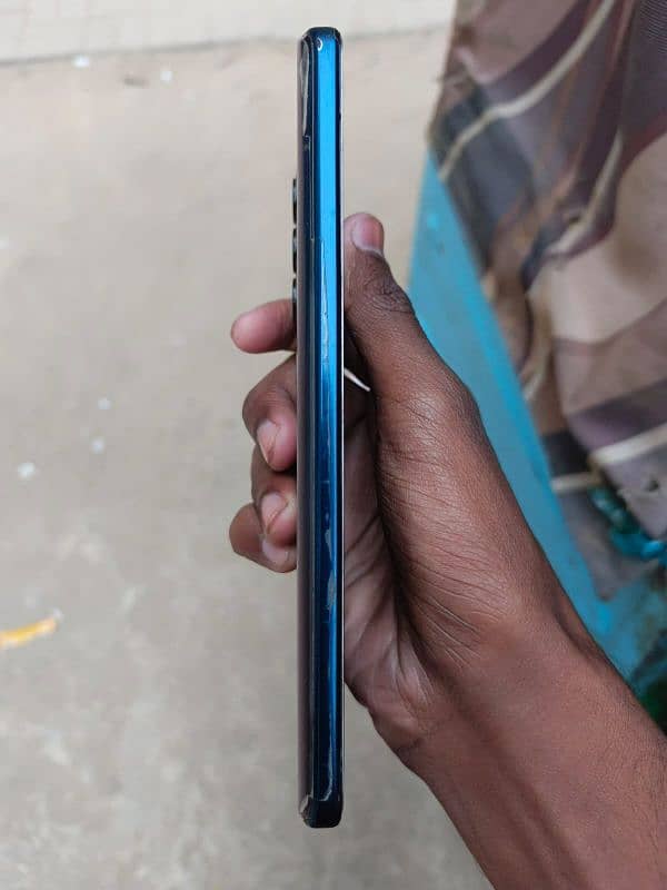 Motorola edge 2021 0