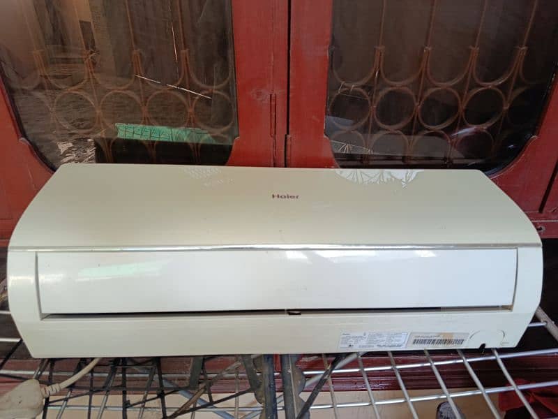 Haier 1-Ton Split AC | Clean & Perfect Working Condition 5