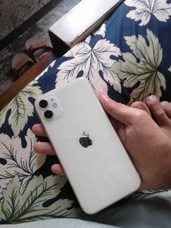 iphone 11 64gb watarpack non pta jv 1