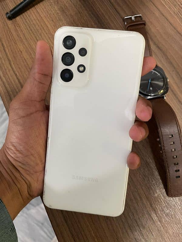 Samsung A23 0