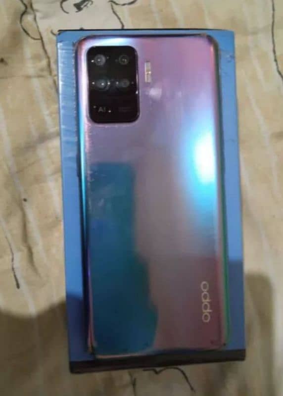 Oppo f19 pro Normal Condition aur box aur original charger KY shath 0
