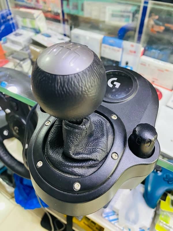 Logitech G920 For Xbox And Pc with Gear shifter 0