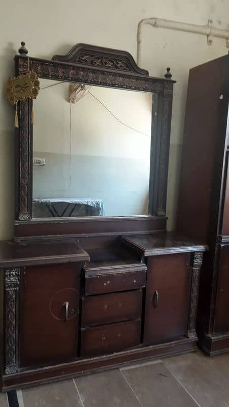 dressing table for sale 0