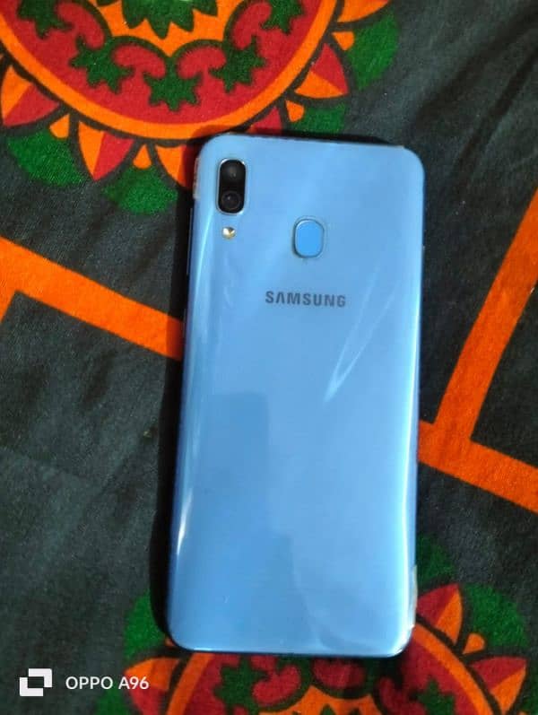 one hand used . good mobile. Urgent Sale 4
