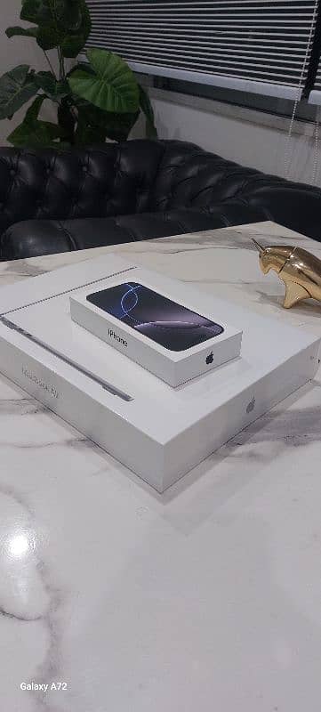 Apple Macbook M2 Chip, 16GB, Box packed machine 0