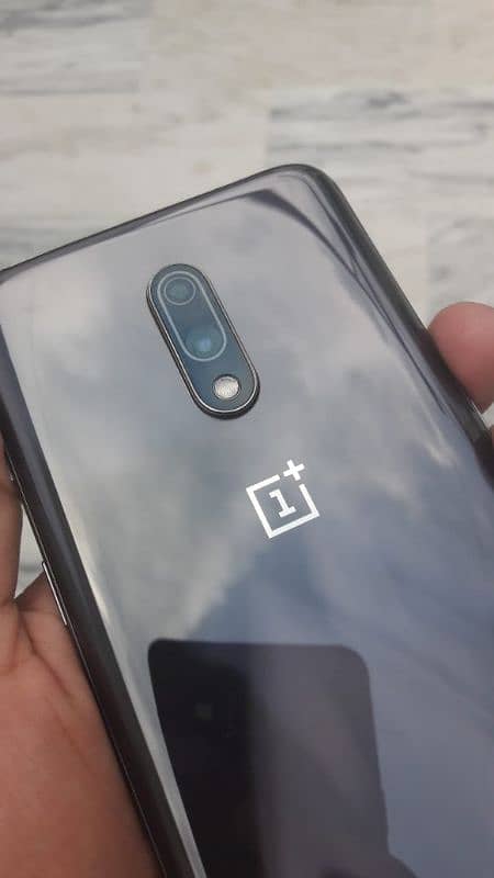 oneplus 7 . . . . dual sim 1