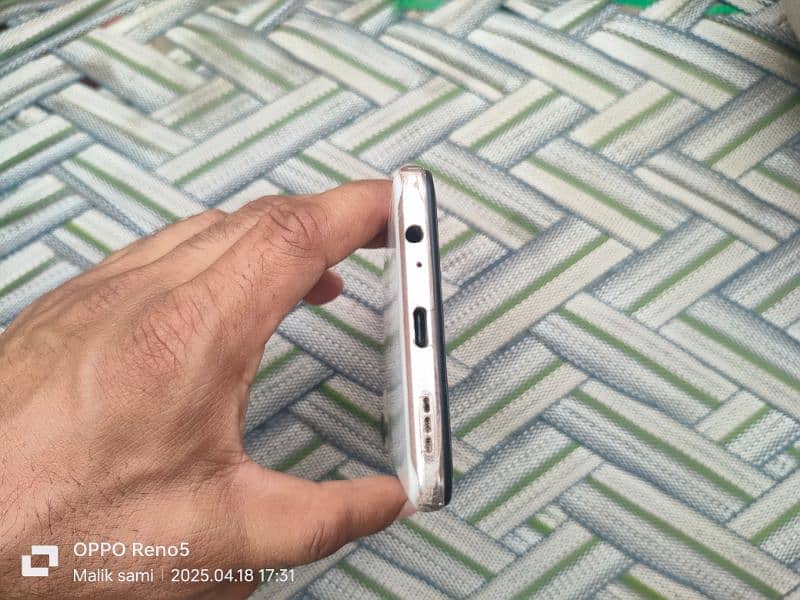 Tecno Camom 18P 5
