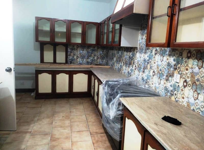 10 Marla Beautiful independent House Available For Rent in DHA Phase 1, P Block Lahore Cantt 0