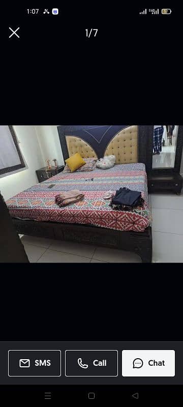 Bad room seat for sell good condition 5