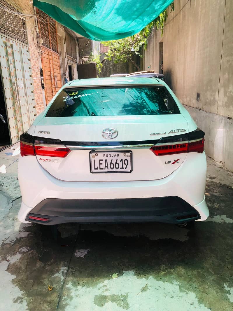 Toyota corolla altis 1.6 5