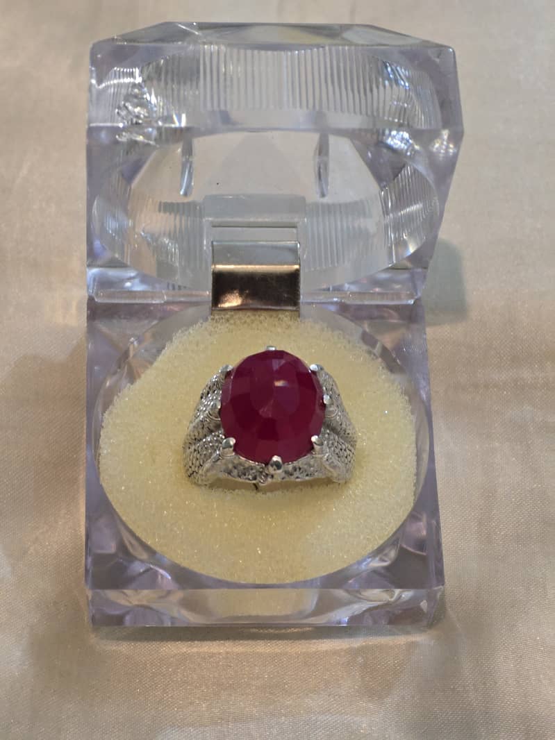 Ruby stone ring 16.9 cart 4