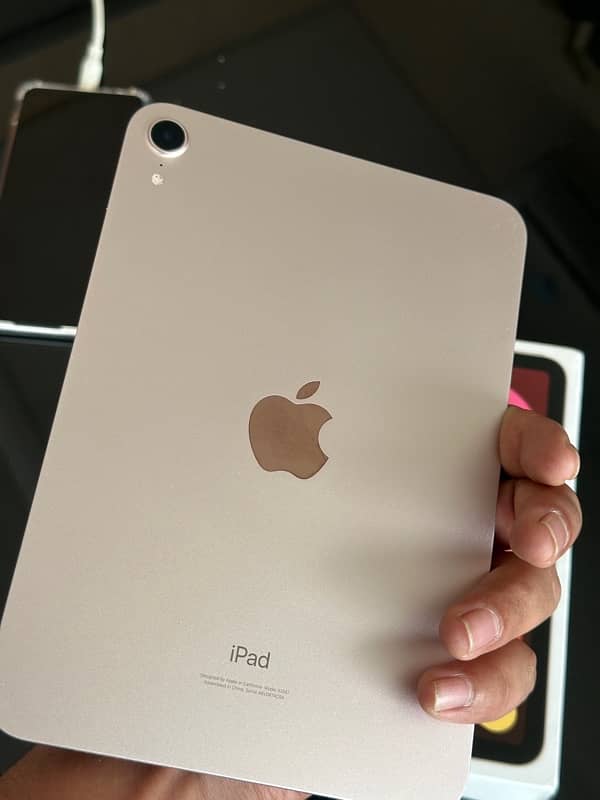 IPADE MINI 6 64GB 10.10 condition 03165179675 whttsap 4