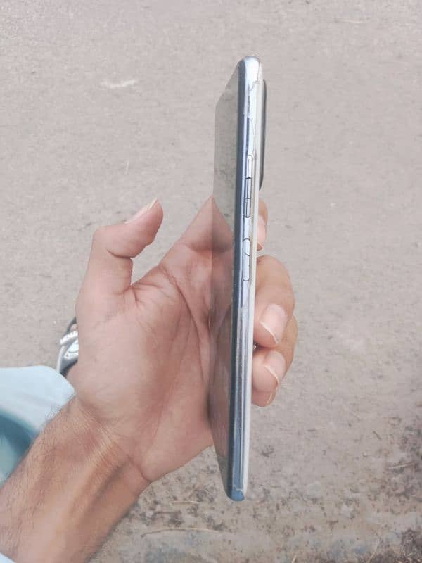 Redmi note 10 , Condition 9/10 , with box , original 33w charger 7