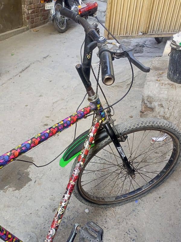 very urgent sale | 10/10 condition cycle |  all good | gear cycle 6