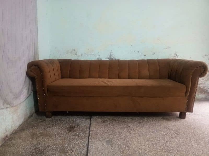 2 set with table 1 bed for sale 1