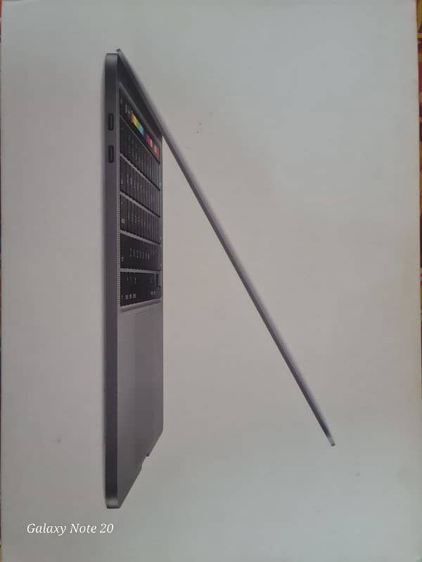 MacBook Pro 2020 | 13 inches | Intel Core i5 2 GHz Processor | 16GB 1