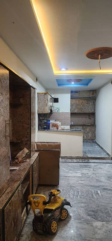 Ghouri town 4c2 Fowra Chok 2bed Falat For Rent water electrity Available 5