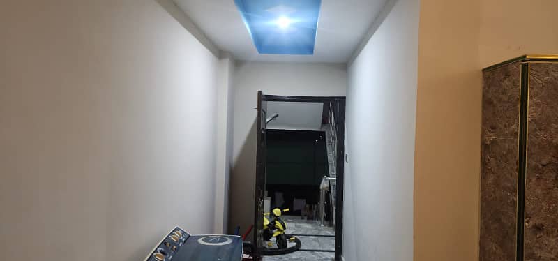 Ghouri town 4c2 Fowra Chok 2bed Falat For Rent water electrity Available 9