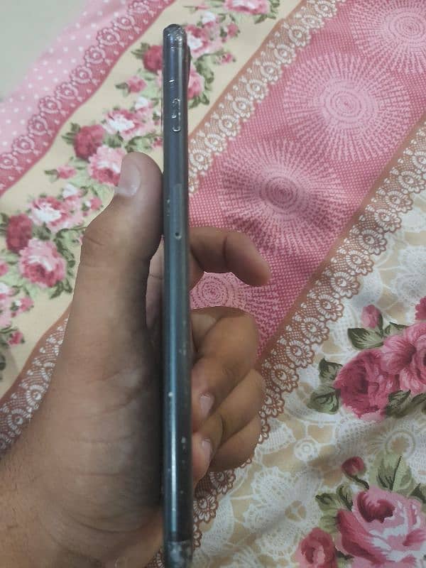 iphone 7 plus PTA 1