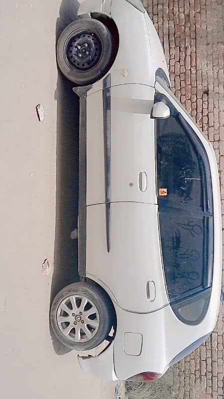Toyota Duet 2007 7