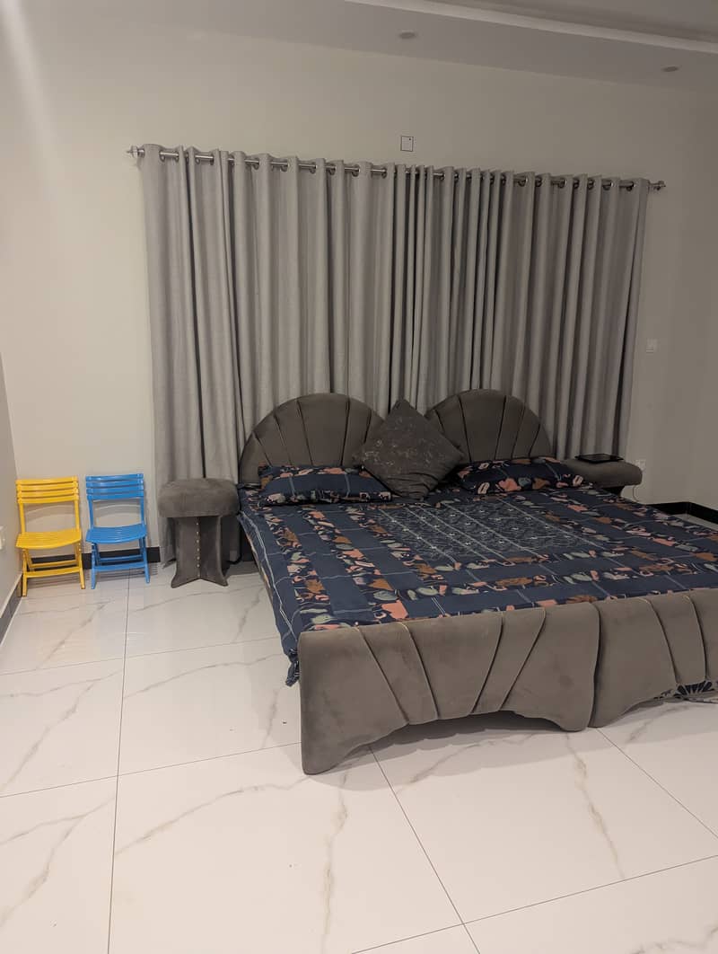 Curtian for sale almost new 4