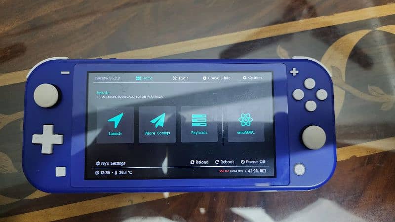 Nintendo Switch Lite with Android 15 Jailbreak128 GB 11