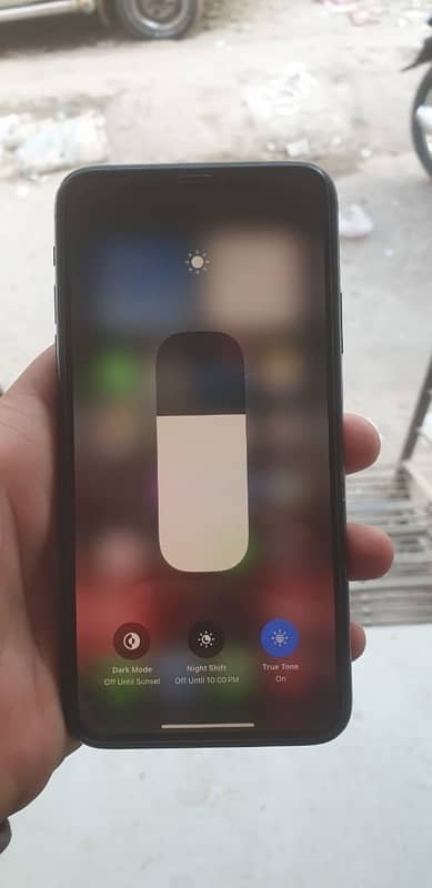iPhone 11 Pro Max 4