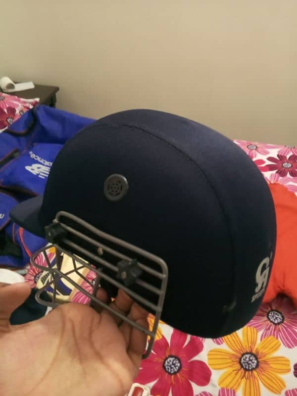 Cricket kit with zaman Khan signed bat urgent sale 2