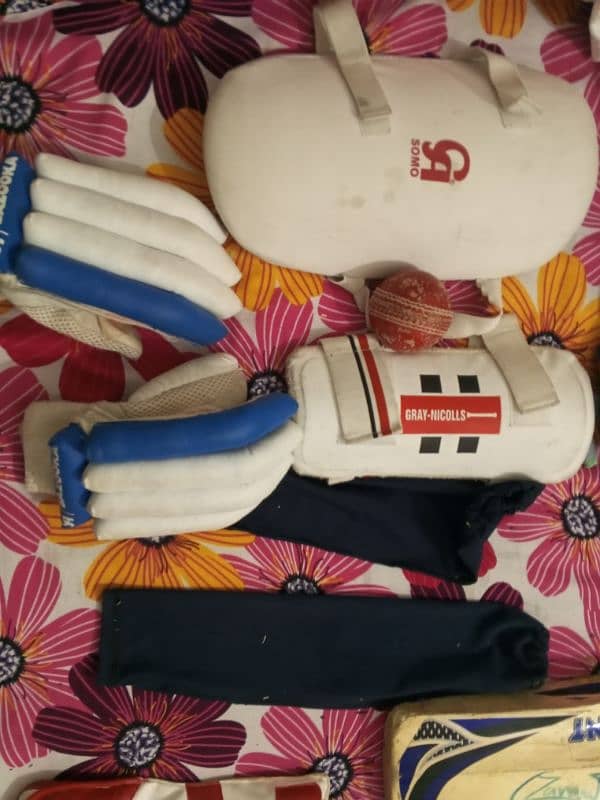 Cricket kit with zaman Khan signed bat urgent sale 4