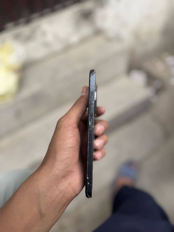 Tecno spark 30 C 8+4 ram 128 gb storage 3