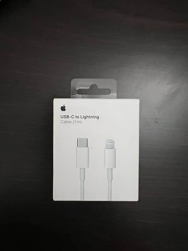 USB TYPE C TO LIGHTNING 0