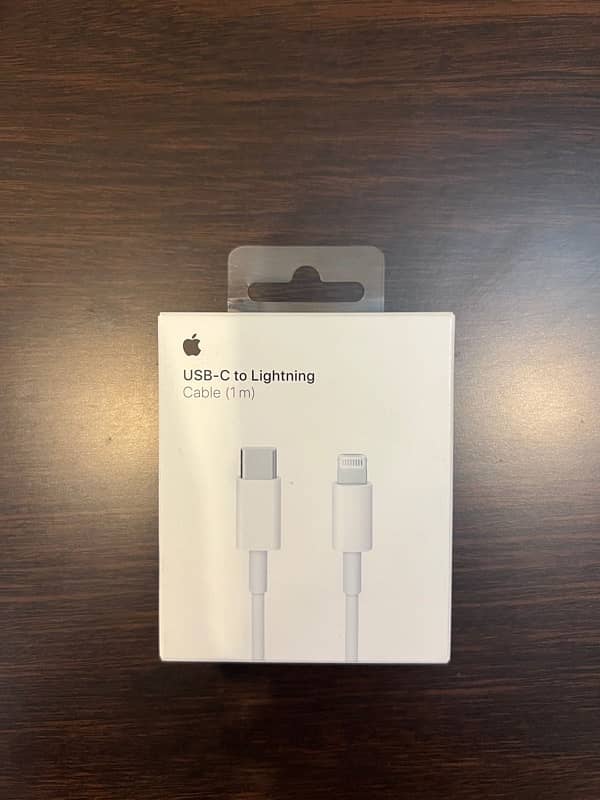 USB TYPE C TO LIGHTNING 2