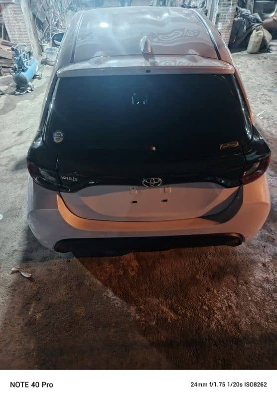 Toyota Yaris 2023 X push start 6