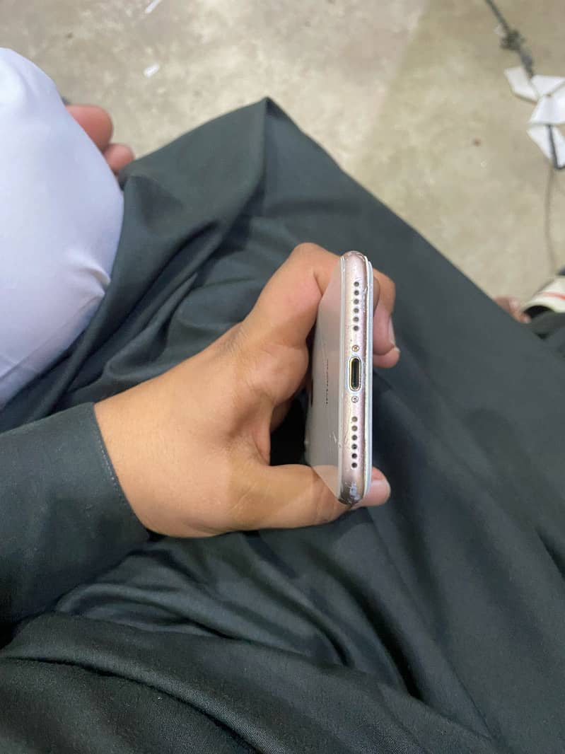 iPhone 8 1