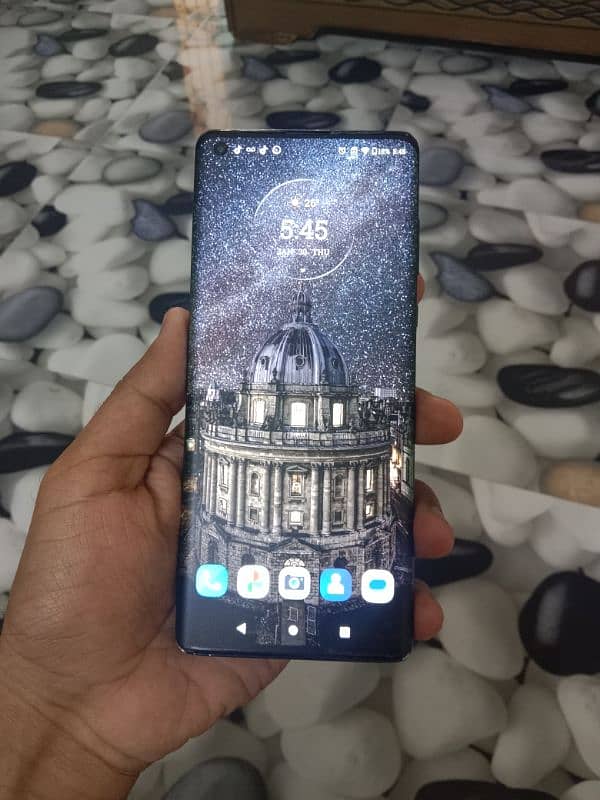 MOTO EDGE PLUS 4