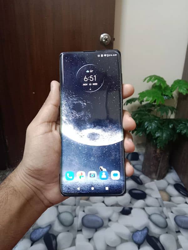 MOTO EDGE PLUS 8