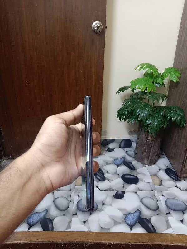 MOTO EDGE PLUS 12
