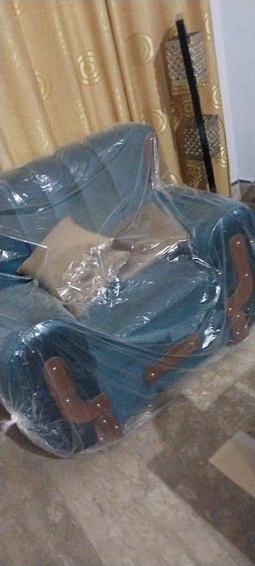 new 5 seater sofa set. 3