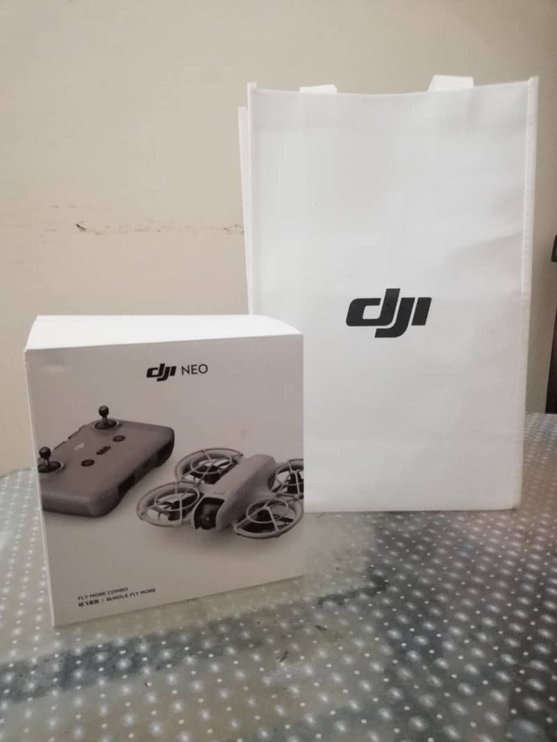 DJI NEO Fly more combo 4