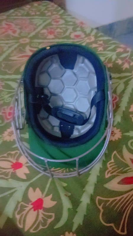 best helmet for beginners a hard ball light waited and good 2